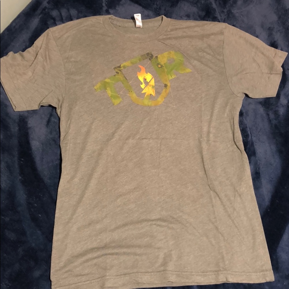 MEDIUM NERD MACHINE T SHIRT